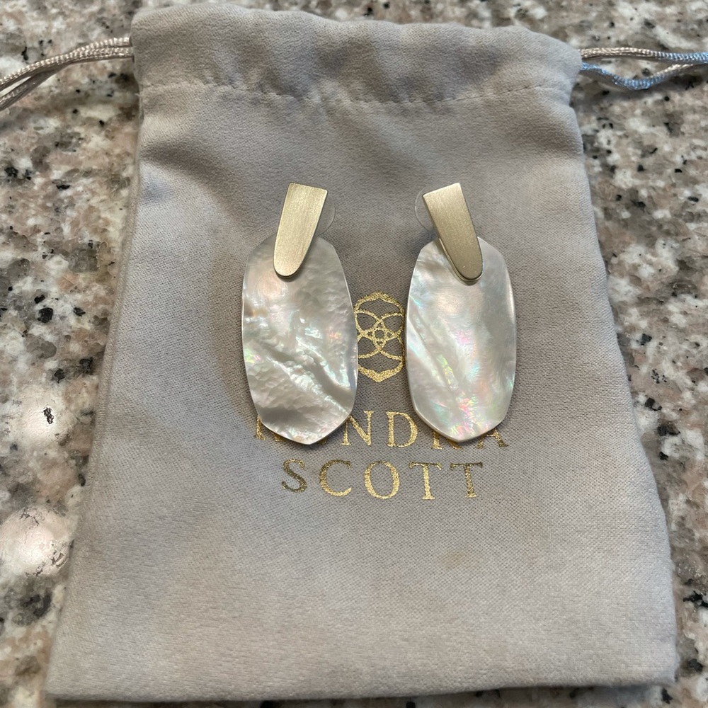 Kendra Scott Mother of Pearl earrings!